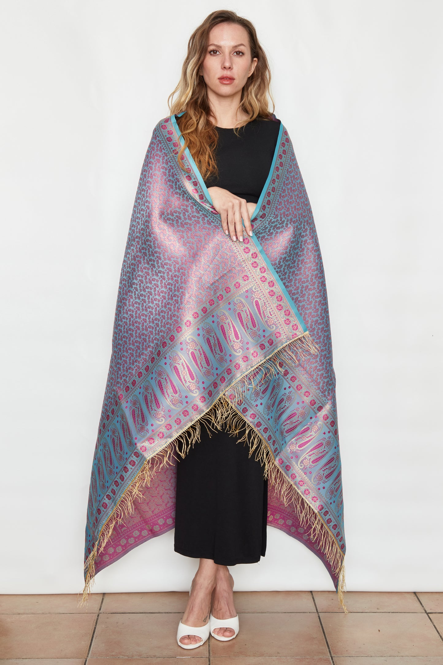 Zari Fringe Brocade Silk Stole