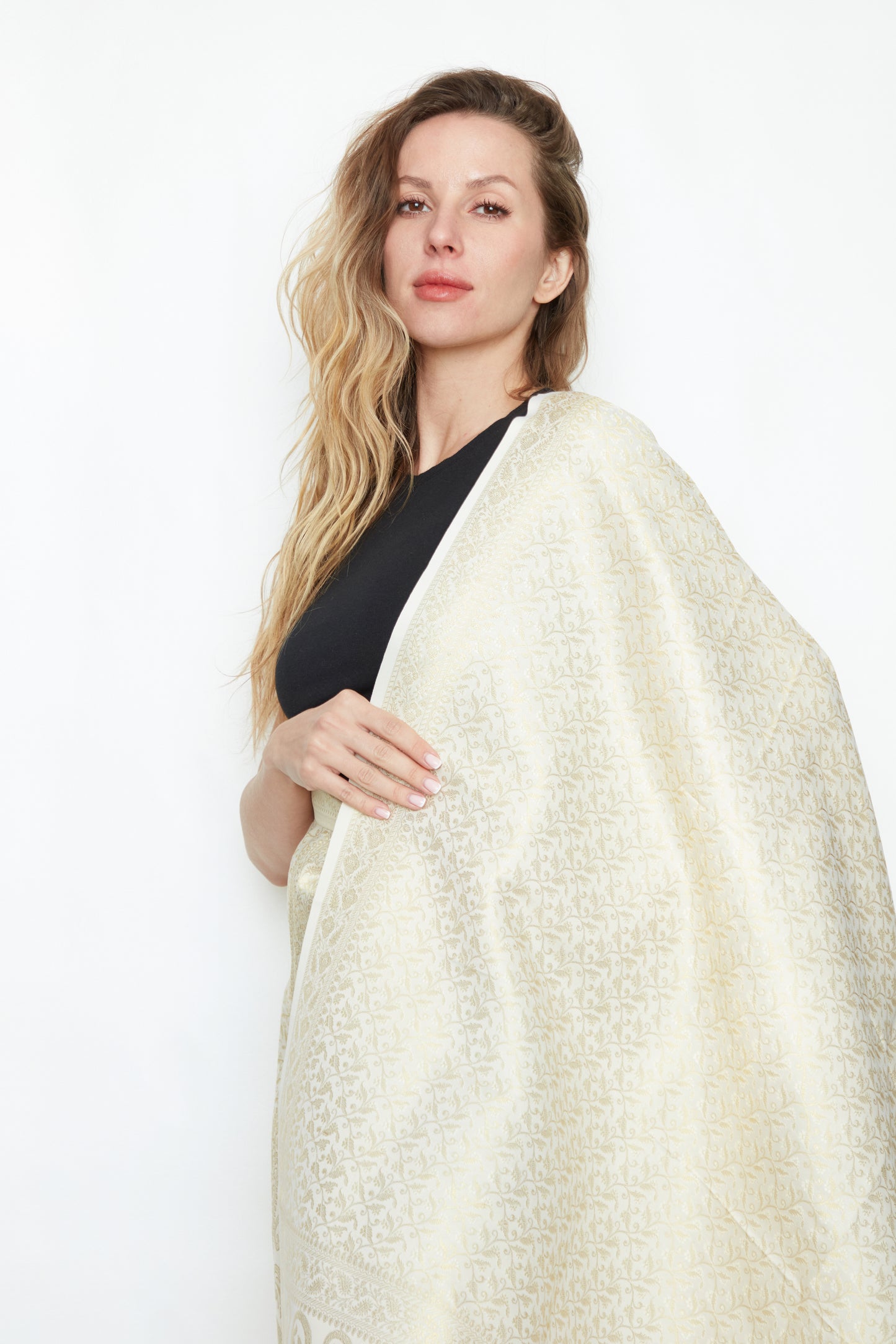 Zari Fringe Brocade Silk Stole