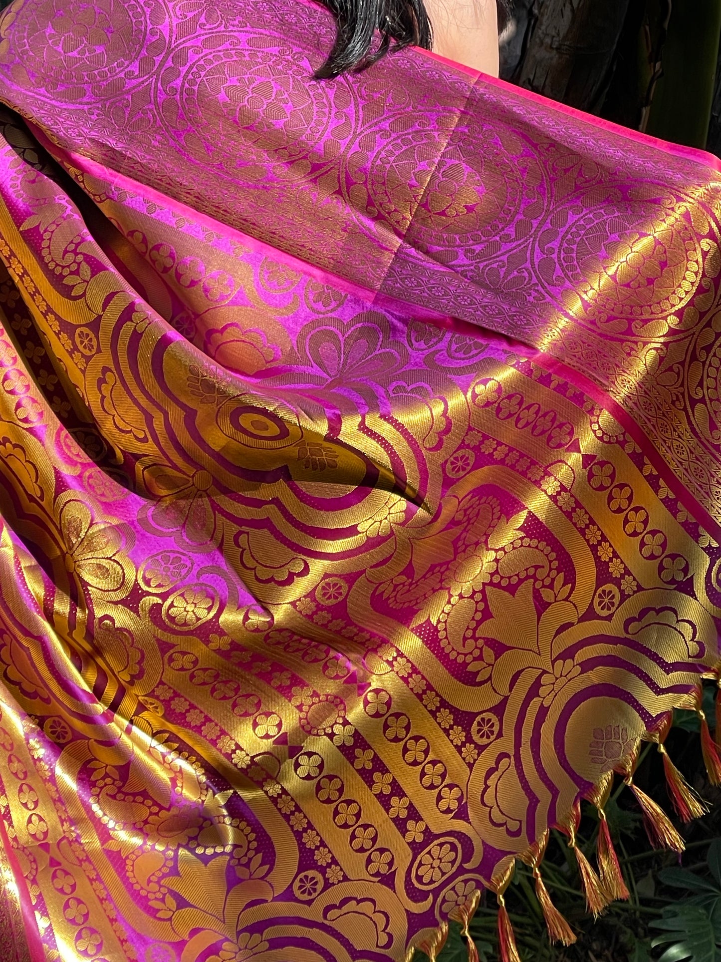 Gilded Lattice Brocade Silk Stole